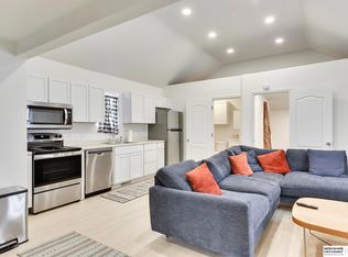 5849 Hamilton St, Omaha, NE 68132