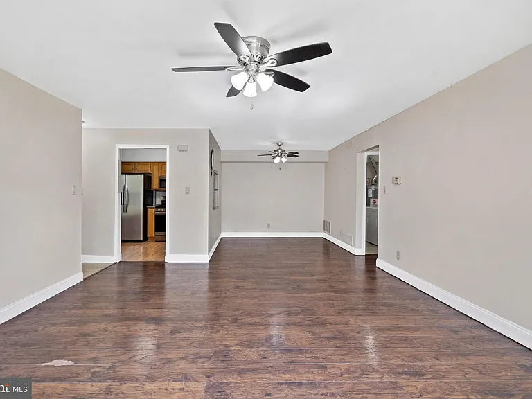 501 Harwood Ct #A — Photo 6