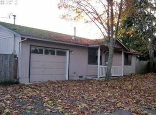 374 43rd Pl, Springfield, OR 97478