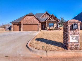 602 Elizabeth Dr, Okarche, OK 73762