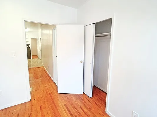 Rented by Compass | media 23