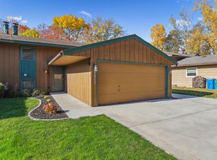 2863 Tuxedo Blvd, Mound, MN 55364