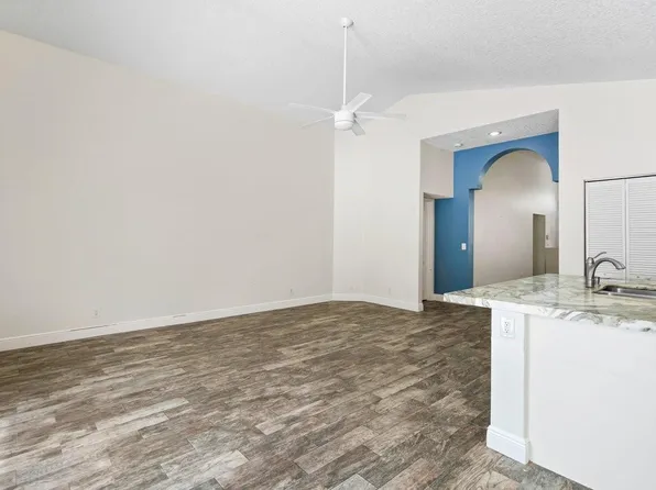 7660 NW 62nd Way, Parkland, FL 33067