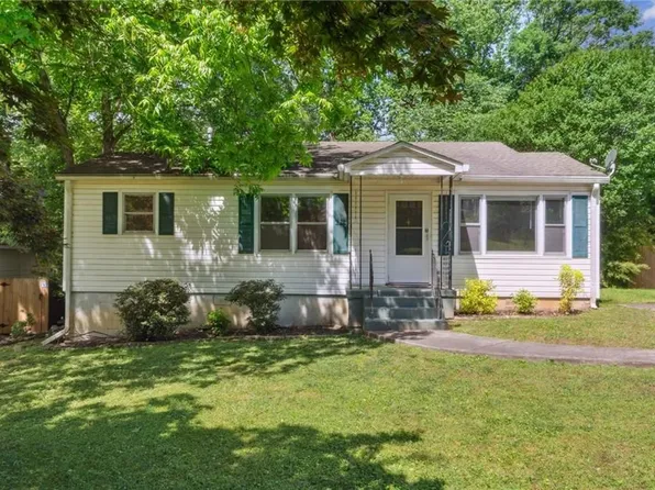1682 Bridgeport Dr, Atlanta, GA
