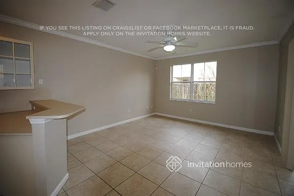 2302 SW 125th Ave — Photo 4