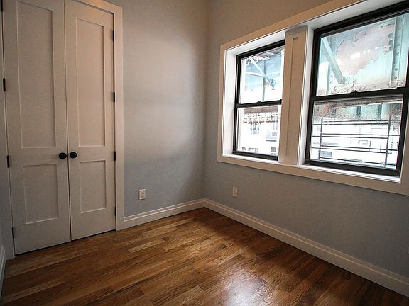 4th image of 1824 Palmetto St #1824-2L
