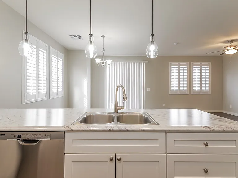 3218 W Glendale Ave #37 — Photo 8
