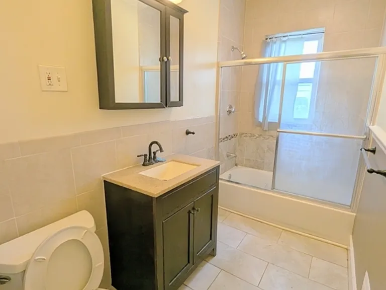 84 Bailey St #1 — Photo 10