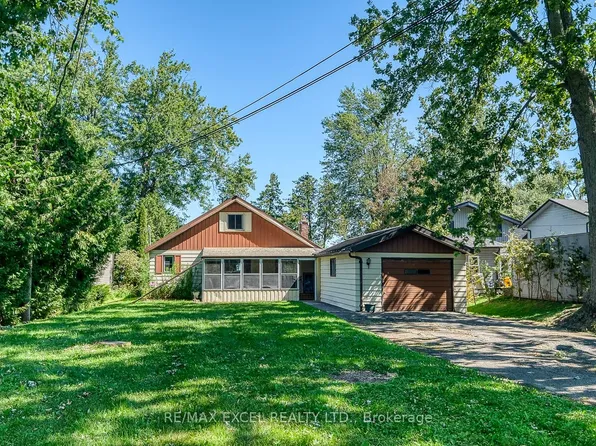 124 Moores Beach Rd, Georgina, ON L0E 1N0