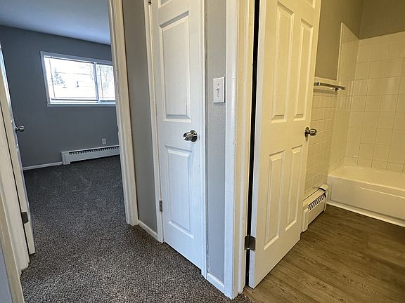 4th image of 2941 Park Terrace Dr #8