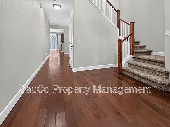 2nd image of 3453 SE Hare Ave