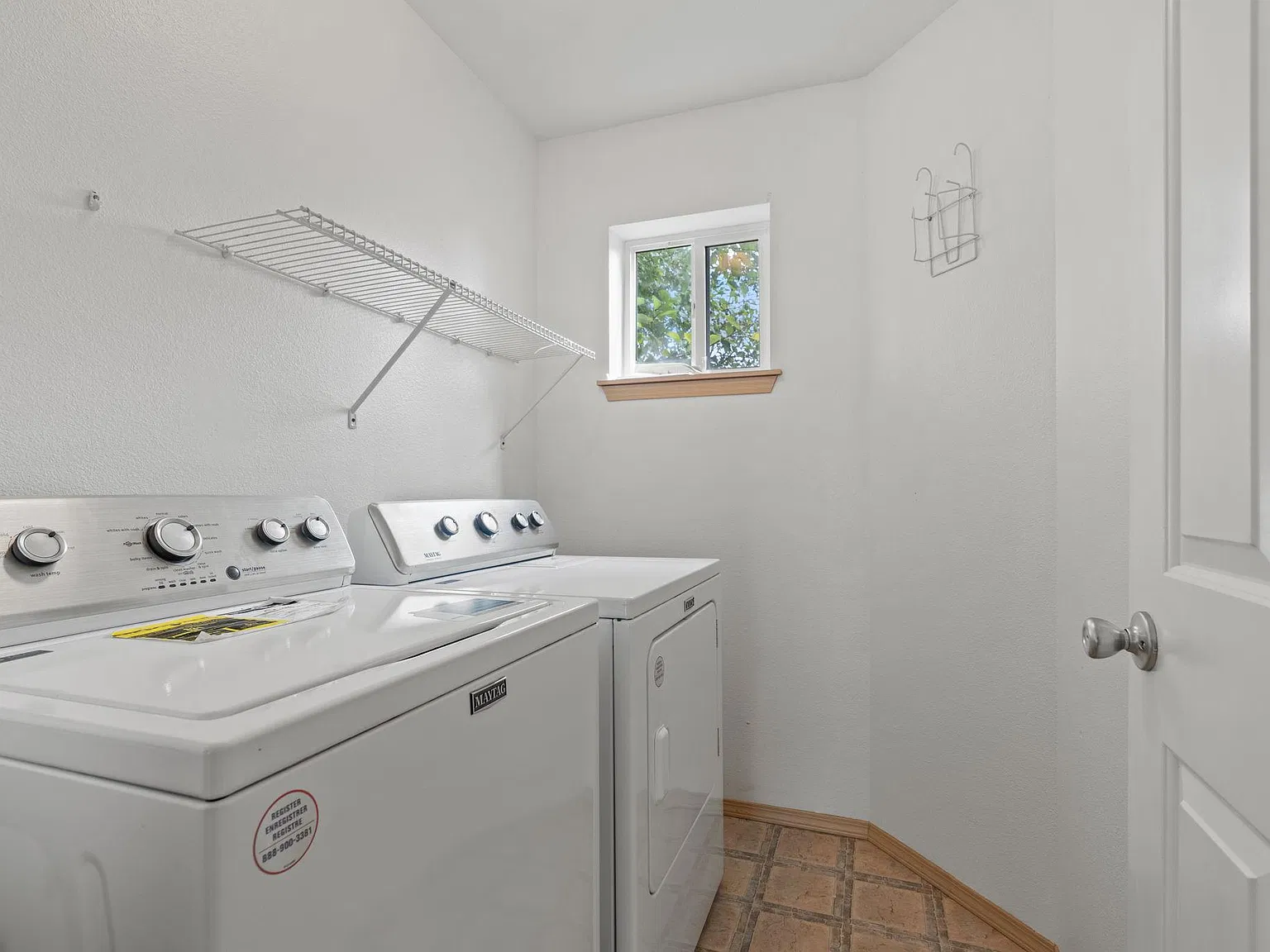 3 bed, 1691 sqft, $3,650 — Photo 4