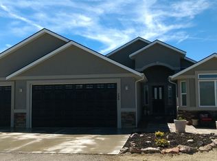 724 Butterfield Dr, Spring Creek, NV 89815