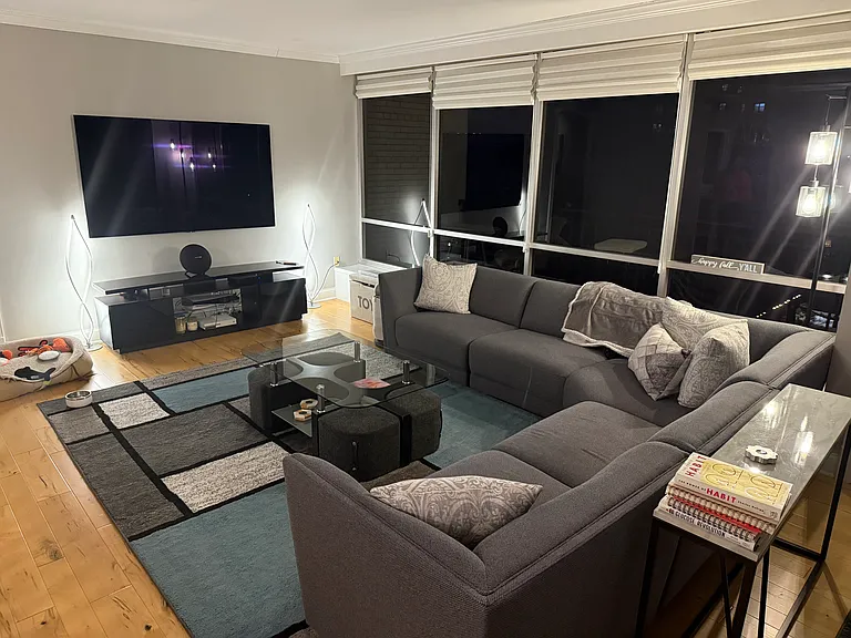 4501 Lindell Blvd #4B — Photo 4