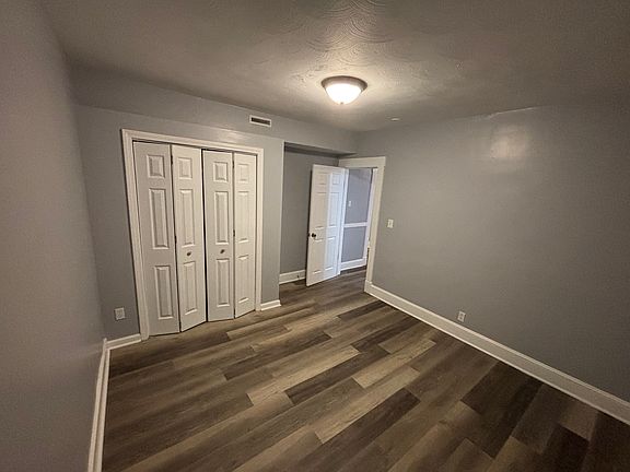4th image of 155 Daly Ave Floor 3