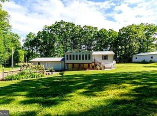 2559 Courtney School Rd, Midland, VA 22728