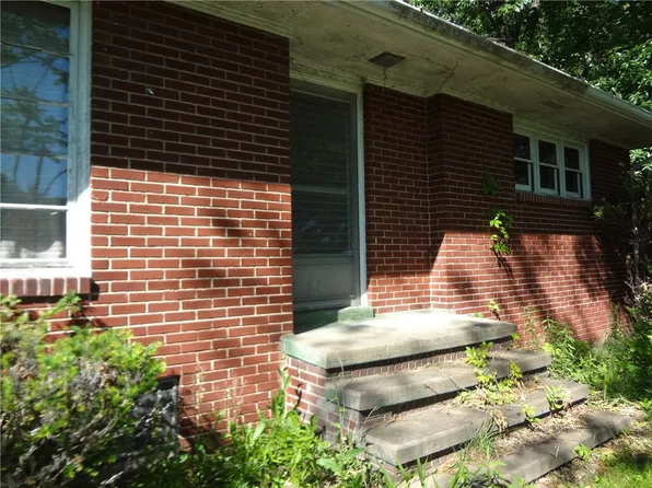 908 Youngstown Ridge Rd, Latrobe, PA 15650