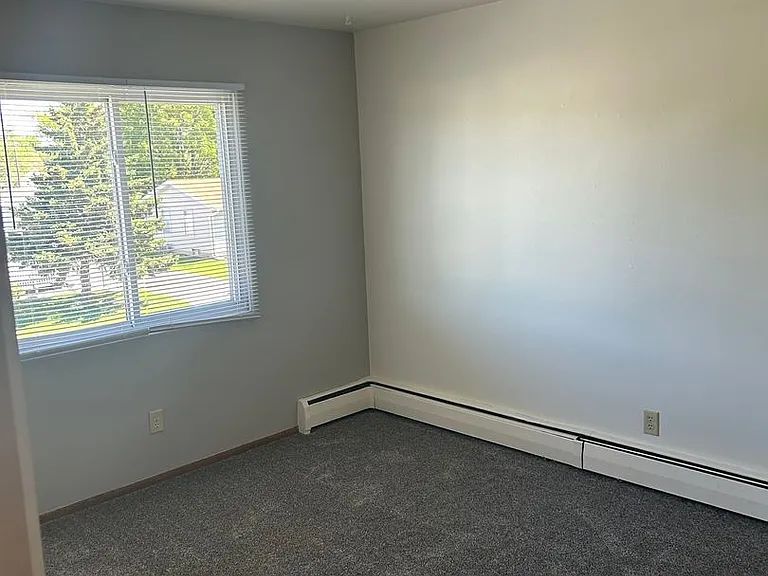 1024 Hunt Ave — Photo 7