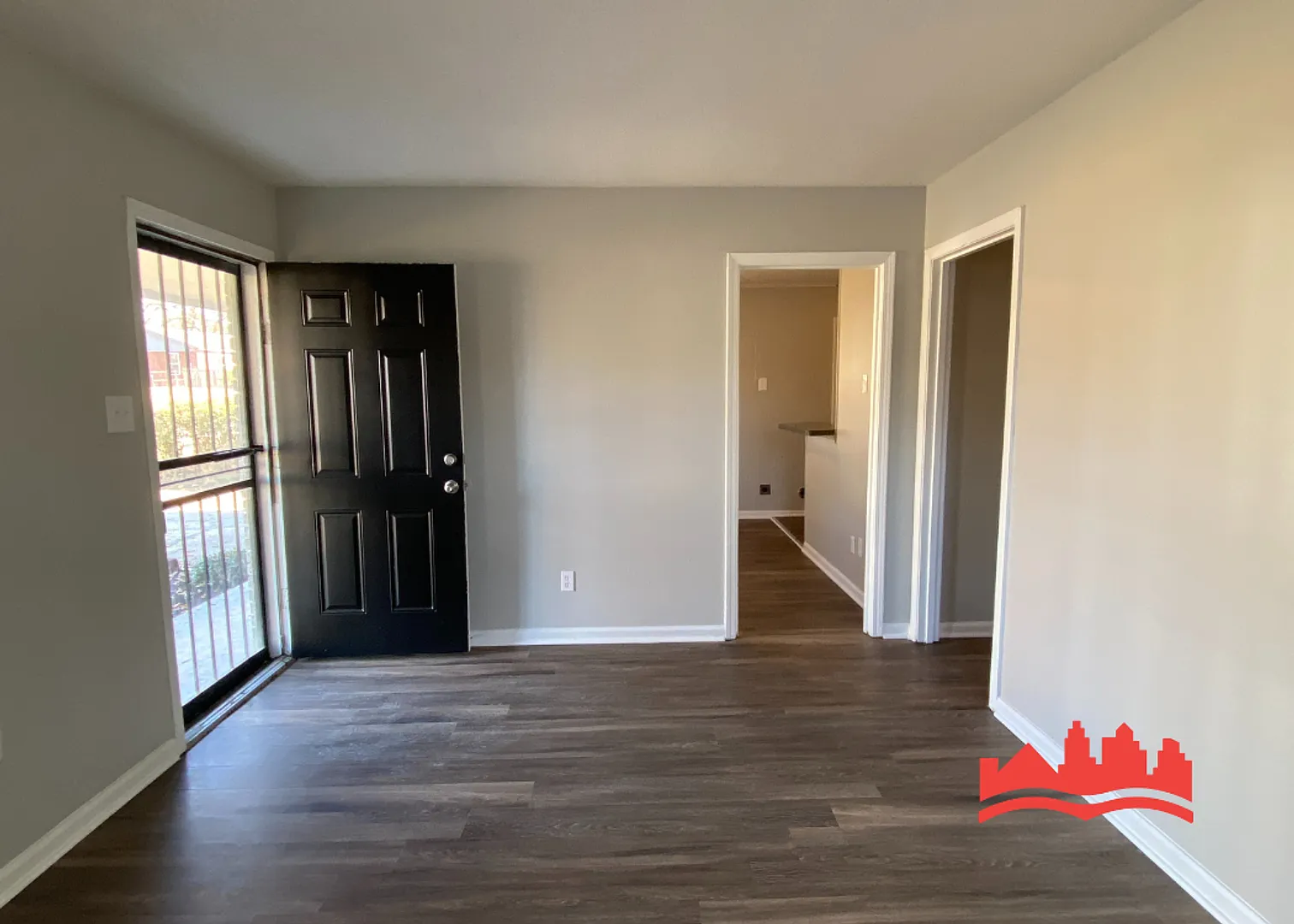 Welcome to 745 Harahan Road! — Photo 3