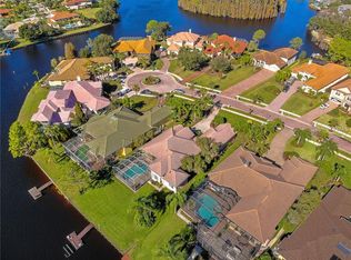 17810 Saint Lucia Isle Dr, Tampa, FL 33647
