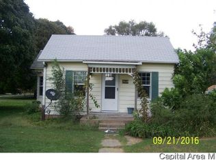 295 W Gossett St, Roseville, IL