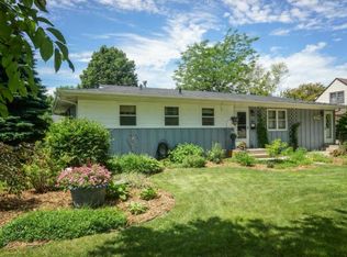 1929 17th St S, Fargo, ND 58103