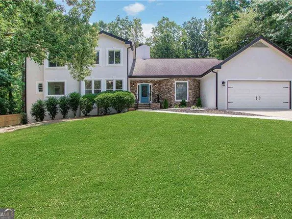 1960 Calvin Dr, Duluth, GA 30097