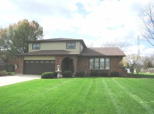 3478 Gilbert Ct, Crete, IL 60417