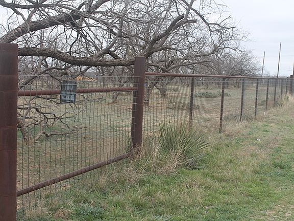 5th image of 14070 Deer Valley Dr