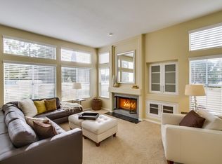 5425 Renaissance Ave, San Diego, CA 92122