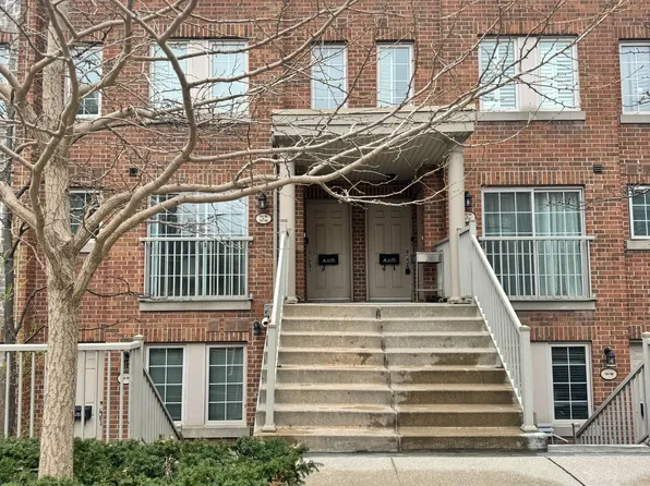 9 Windermere Ave #94, Toronto, ON M6S 5A4