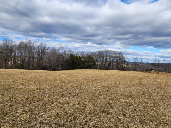 PARCEL B Housman Farm Ln Lot B, Wirtz, VA 24184