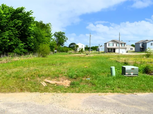 314 Rike Rd, Mabank, TX 75147