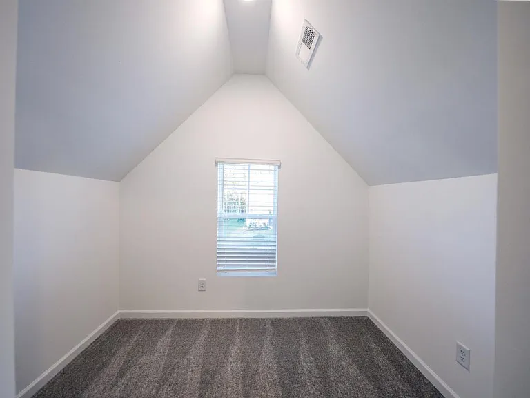 1035 Gallivant Way — Photo 21