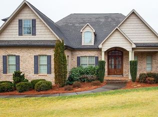 320 Hilly Creek Ln, Lewisville, NC 27023