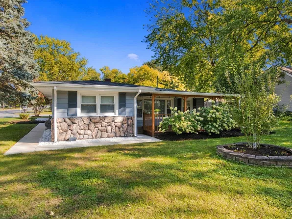 651 Westgate Dr, Aurora, IL 60506