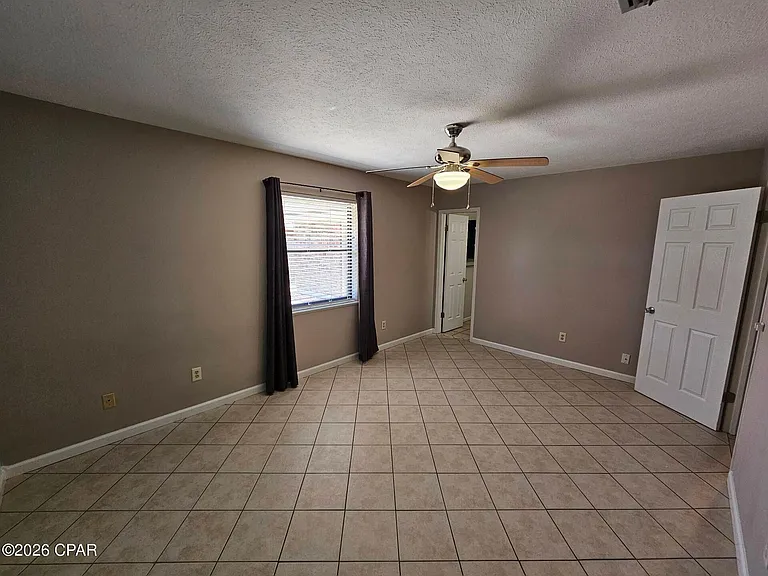 221 Viola Ave — Photo 14