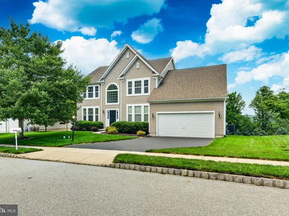 3212 Tyning Ln, Downingtown, PA 19335