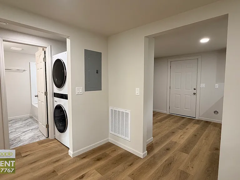 114 Couch St — Photo 10