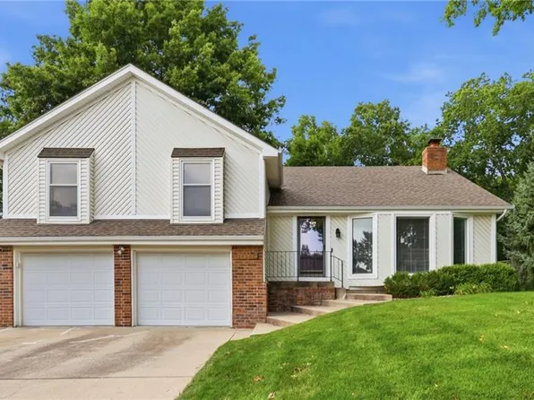 15306 W 121st Ter, Olathe, KS 66062