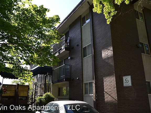 5th image of 5263 15th Ave NE APT 101