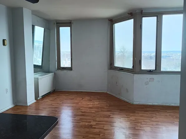 2800 Wisconsin Ave NW APT 809, Washington, DC 20007