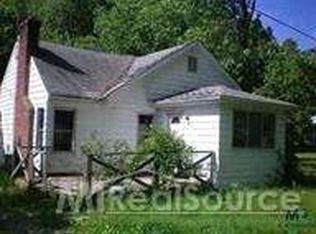 6287 Shea Rd, Marine City, MI 48039