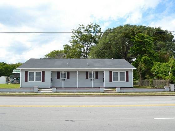 1st image of 501-A Live Oak St