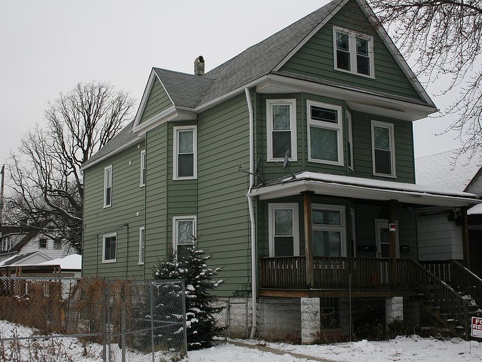 2nd image of 4222 N Ridgeway Ave #1