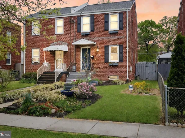 5018 S Dakota Ave NE, Washington, DC 20017