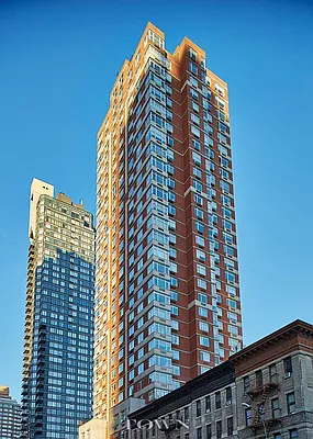 Sold by Town Residential | media 17