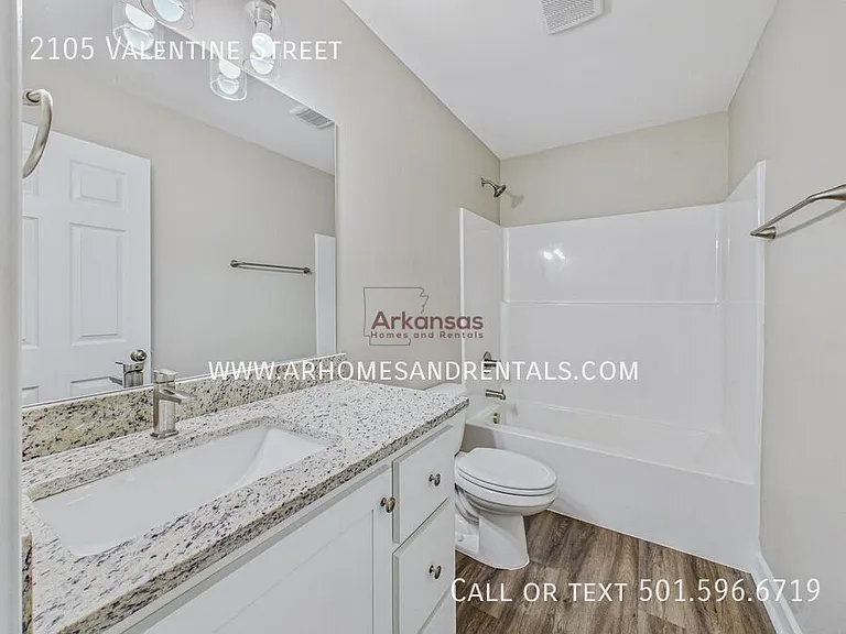 2105 S Valentine St — Photo 7