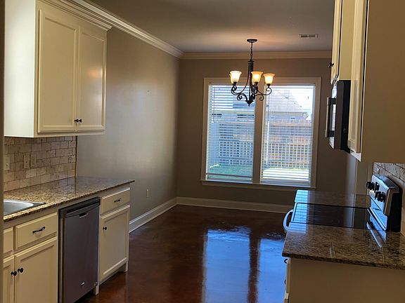 5th image of 134 Sugar Creek Dr