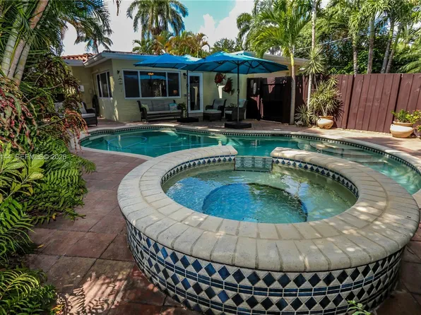 1247 Washington St, Hollywood, FL 33019